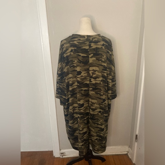 SHEIN camo dress - Picture 3 of 4